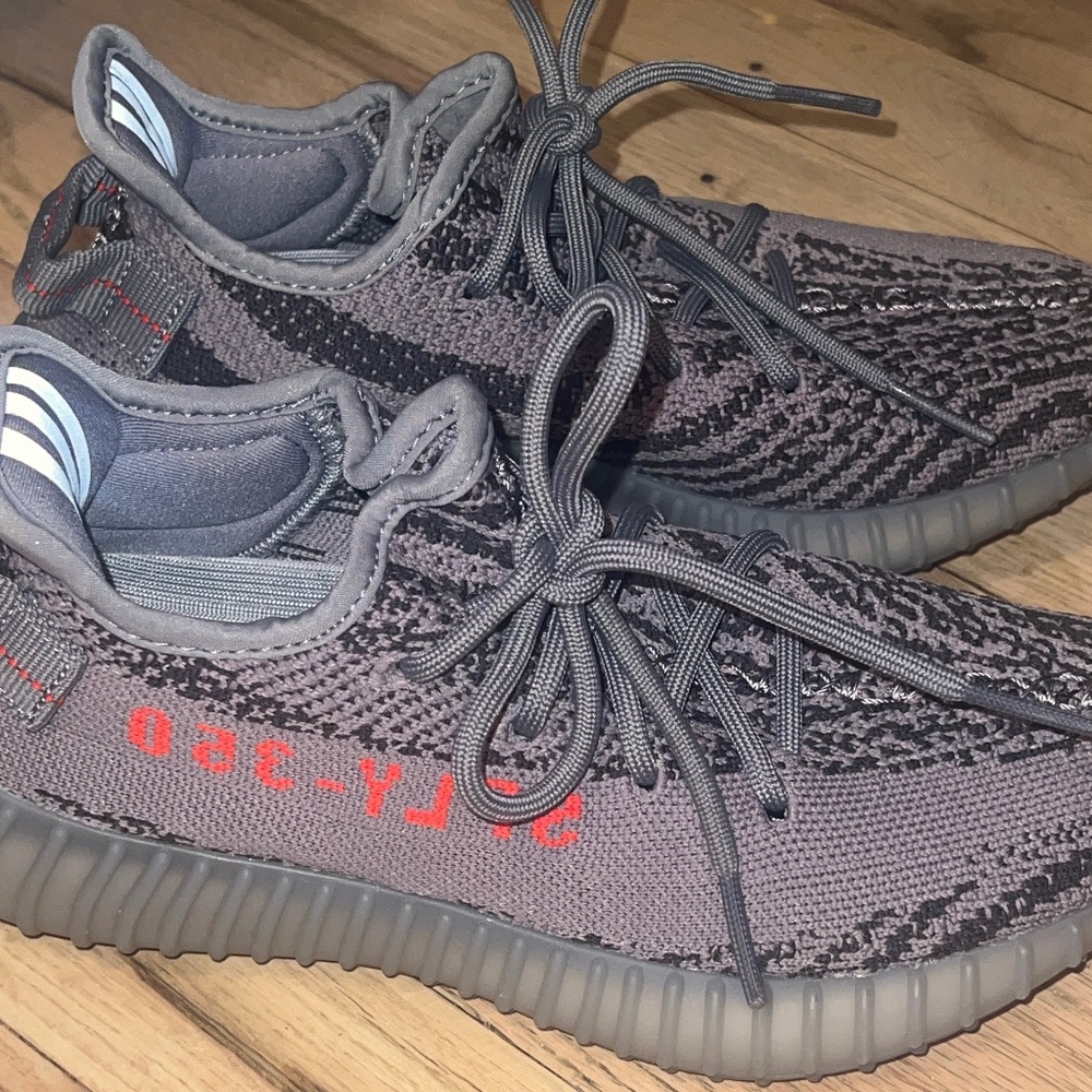 Yeezy Boost 350 V2